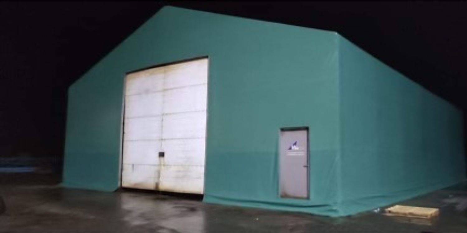 Dukskift plasthall Hanøytangen side Dukskift på gammel plasthall