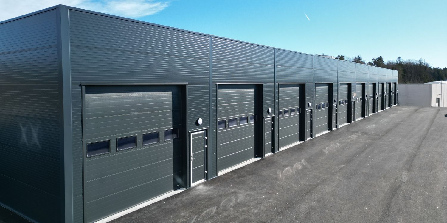 Hegdalringen trinn 1 ferdig bygg sett fra fremsiden Hegdalringen trinn 1 ferdig stålbygg sett fra fremsiden.