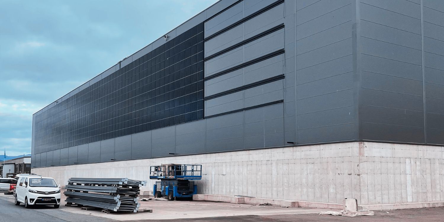 Sorteringshallen levert av FBSnor til kunde Hellik Teigen sett fra siden.