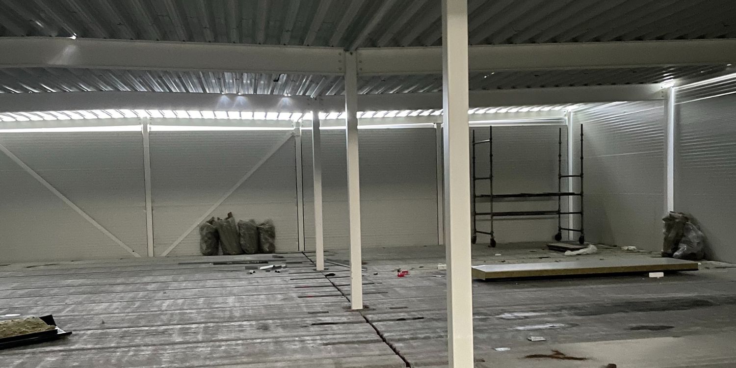 Minilagerbygg innvendig prosessbilde.